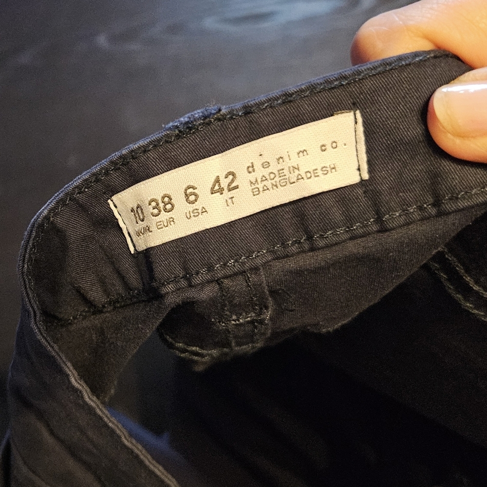 NEW UNWORN womens chinos type smart shorts navy blue UK10, slight stretch - Picture 7 of 9